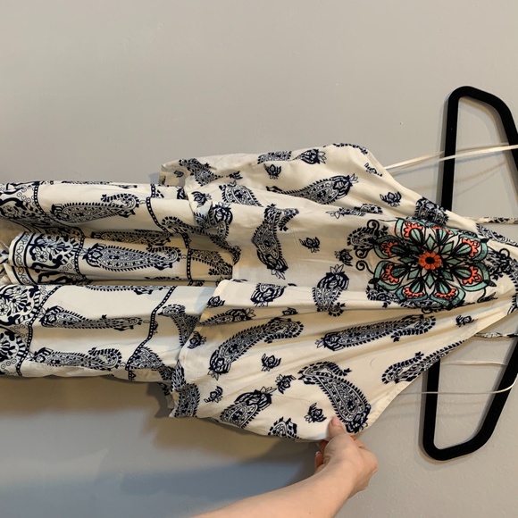 BRAND NEW CUTE JEALOUS TOMATO HALTER ROMPER - Picture 2 of 5